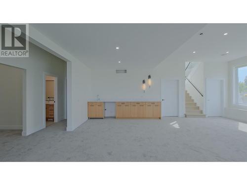 402 Trestle Ridge Drive, Kelowna, BC - Indoor Photo Showing Other Room