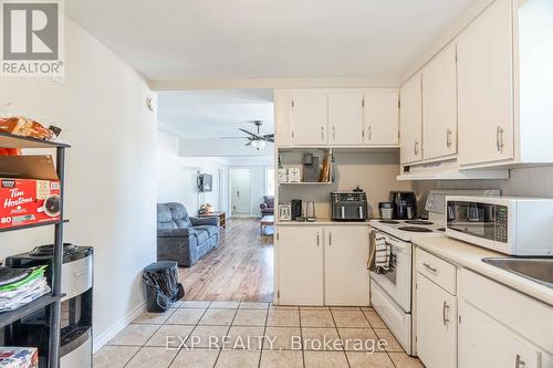 1519 Howland Avenue, London, ON - Indoor Photo Showing Kitchen