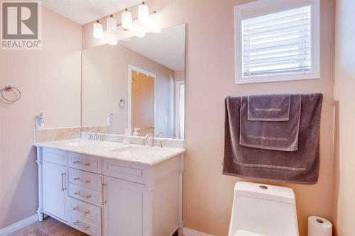 205 Coral Springs Close Ne, Calgary, AB - Indoor Photo Showing Bathroom