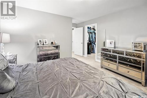 164 Newton Way, Saskatoon, SK - Indoor Photo Showing Bedroom