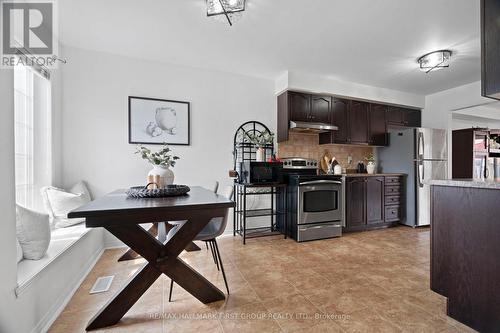 19 Edenfield Street, Brampton (Sandringham-Wellington), ON - Indoor Photo Showing Kitchen