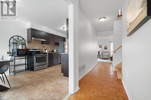 19 Edenfield Street, Brampton (Sandringham-Wellington), ON - Indoor Photo Showing Kitchen