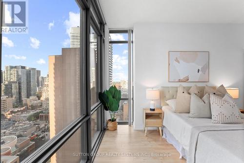 2509 - 38 Grenville Street, Toronto, ON - Indoor Photo Showing Bedroom