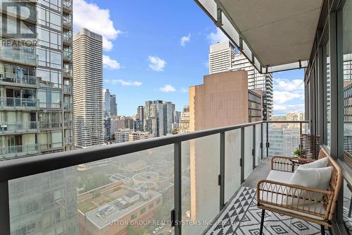 2509 - 38 Grenville Street, Toronto (Bay Street Corridor), ON - Outdoor With Balcony With Exterior