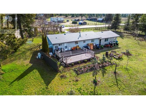 7024 Highway 97-B Highway, Salmon Arm, BC - Outdoor