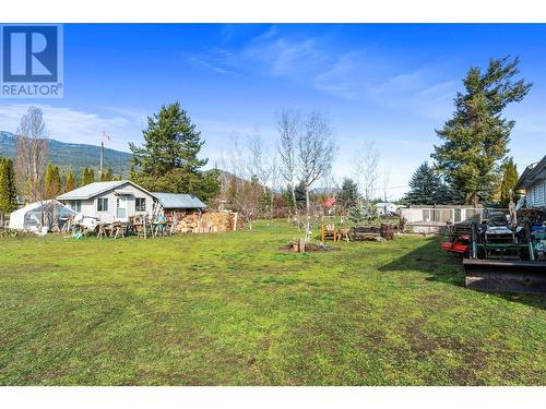 7024 Highway 97-B Highway, Salmon Arm, BC - Outdoor