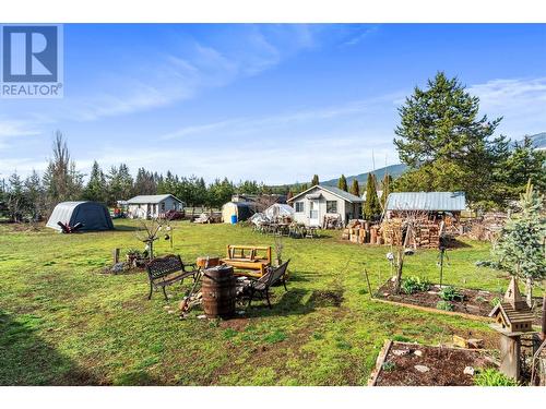 7024 Highway 97-B Highway, Salmon Arm, BC - Outdoor