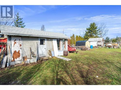 7024 Highway 97-B Highway, Salmon Arm, BC - Outdoor