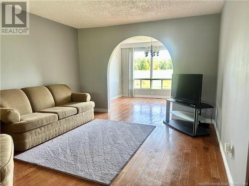 8021 Route 117, Black River Bridge, NB - Indoor Photo Showing Living Room