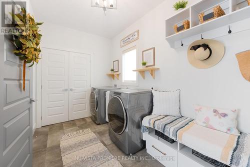 21 Locky Lane, Middlesex Centre (Kilworth), ON - Indoor Photo Showing Laundry Room