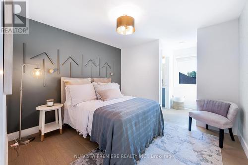 21 Locky Lane, Middlesex Centre (Kilworth), ON - Indoor Photo Showing Bedroom