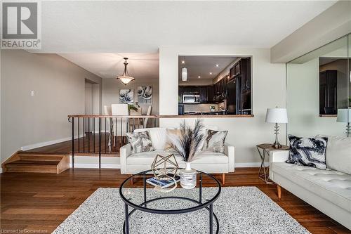 250 Scarlett Road Unit# Ph 2012, Toronto, ON - Indoor Photo Showing Living Room