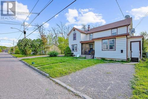 640 Front Street, Quinte West, ON - Outdoor