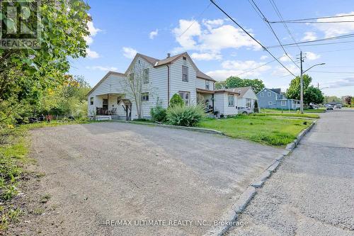 640 Front Street, Quinte West, ON - Outdoor