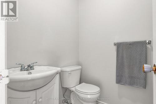 38 - 7340 Copenhagen Road, Mississauga, ON - Indoor Photo Showing Bathroom