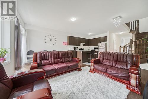 40 Brixham Lane, Brampton (Brampton North), ON - Indoor Photo Showing Living Room