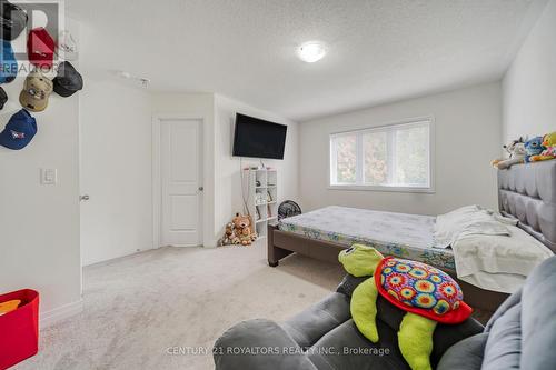 40 Brixham Lane, Brampton (Brampton North), ON - Indoor Photo Showing Bedroom