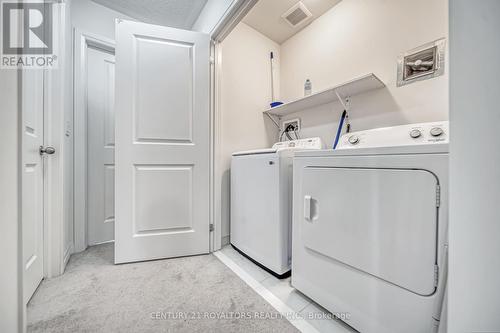 40 Brixham Lane, Brampton (Brampton North), ON - Indoor Photo Showing Laundry Room