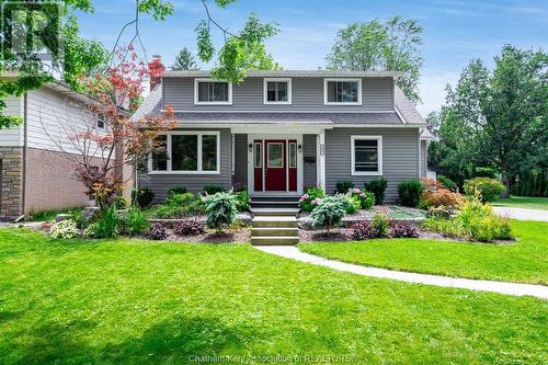 422 Victoria Avenue, Chatham, ON - Outdoor With Facade