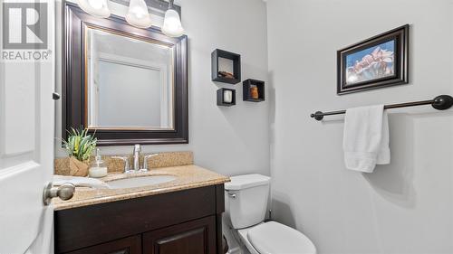 5 Trainor Place, St. John'S, NL - Indoor Photo Showing Bathroom