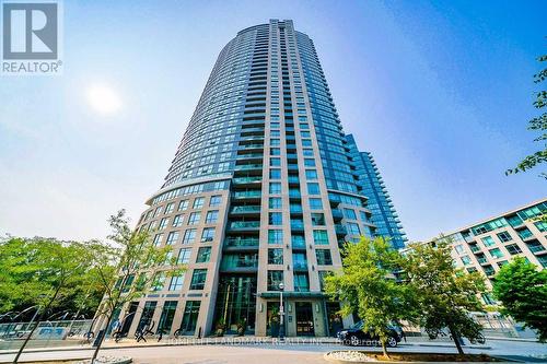 907 - 219 Fort York Boulevard, Toronto, ON - Outdoor With Facade