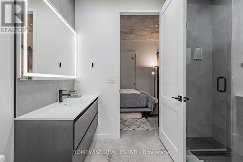 308 - 19 Brant Street, Toronto, ON - Indoor Photo Showing Bathroom