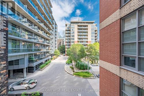 308 - 19 Brant Street, Toronto (Waterfront Communities), ON - Outdoor