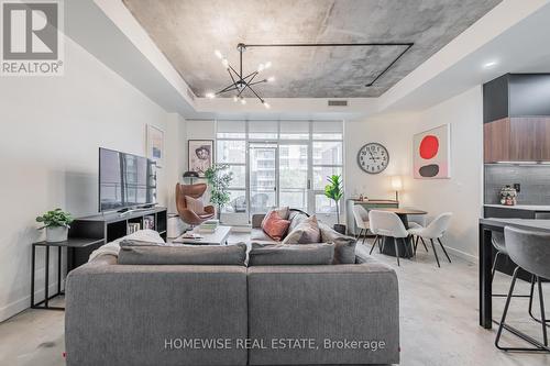 308 - 19 Brant Street, Toronto (Waterfront Communities), ON - Indoor Photo Showing Living Room