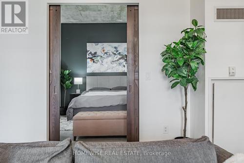 308 - 19 Brant Street, Toronto (Waterfront Communities), ON - Indoor Photo Showing Bedroom