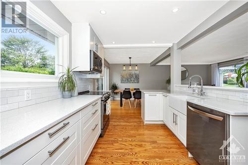 1142 Sherman Drive, Ottawa, ON - Indoor Photo Showing Kitchen