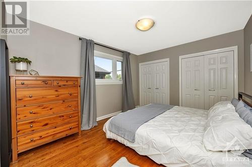 1142 Sherman Drive, Ottawa, ON - Indoor Photo Showing Bedroom