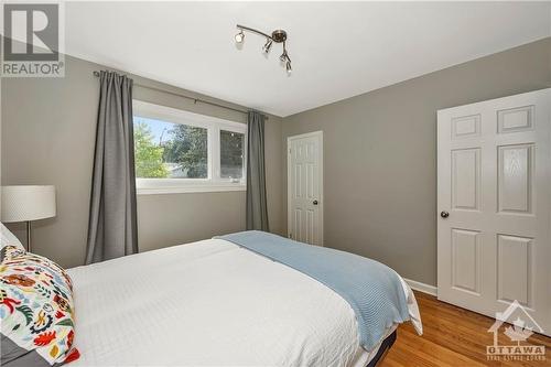 1142 Sherman Drive, Ottawa, ON - Indoor Photo Showing Bedroom