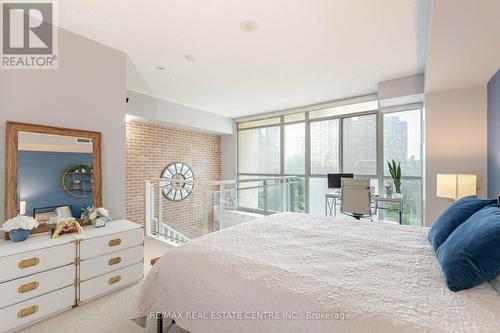 308 - 225 Webb Drive, Mississauga, ON - Indoor Photo Showing Bedroom