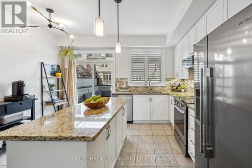 26 Mendota Road, Toronto (Stonegate-Queensway), ON - Indoor Photo Showing Kitchen With Upgraded Kitchen