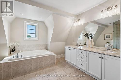 26 Mendota Road, Toronto (Stonegate-Queensway), ON - Indoor Photo Showing Bathroom