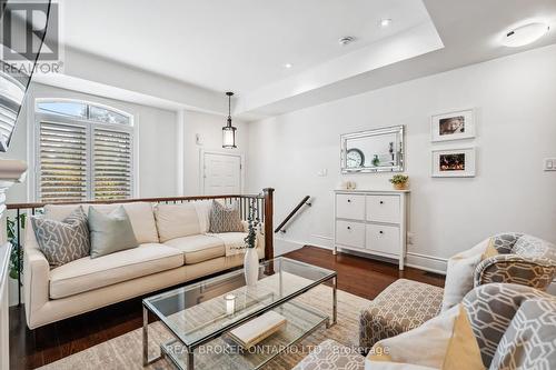 26 Mendota Road, Toronto (Stonegate-Queensway), ON - Indoor Photo Showing Living Room