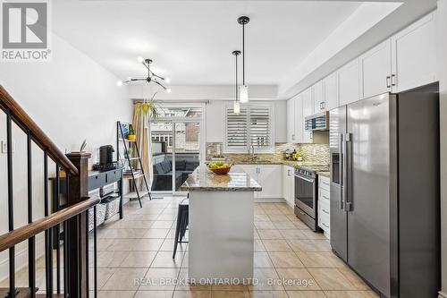 26 Mendota Road, Toronto (Stonegate-Queensway), ON - Indoor Photo Showing Kitchen With Upgraded Kitchen