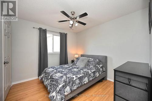 5421 Kinglet Avenue, Mississauga, ON - Indoor Photo Showing Bedroom