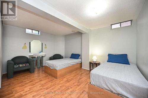 5421 Kinglet Avenue, Mississauga, ON - Indoor Photo Showing Bedroom