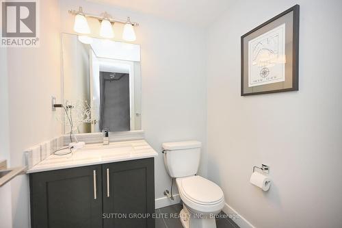 5 - 4070 Parkside Village Drive, Mississauga, ON - Indoor Photo Showing Bathroom