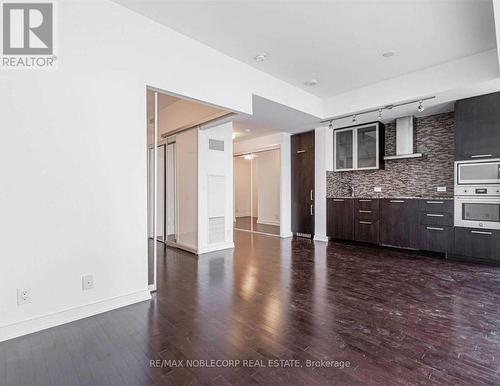 1112 - 14 York Street, Toronto, ON - Indoor