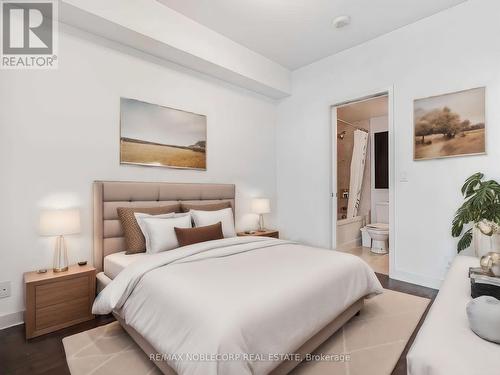 1112 - 14 York Street, Toronto (Waterfront Communities), ON - Indoor Photo Showing Bedroom