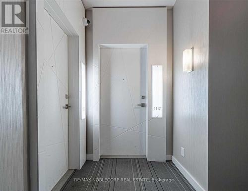 1112 - 14 York Street, Toronto (Waterfront Communities), ON - Indoor Photo Showing Other Room