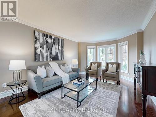 63 Malden Street, Vaughan (East Woodbridge), ON - Indoor Photo Showing Living Room