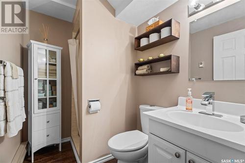 419 Streb Way, Saskatoon, SK - Indoor Photo Showing Bathroom