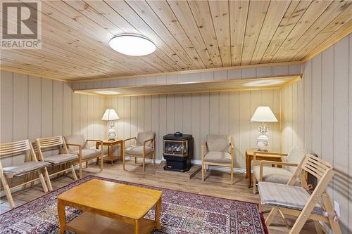 31 Chaffey Street, Brockville, ON - Indoor Photo Showing Living Room