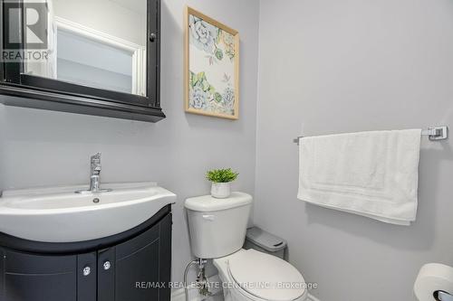 56 Grassington Crescent, Brampton (Northgate), ON - Indoor Photo Showing Bathroom