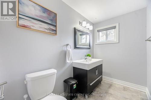 56 Grassington Crescent, Brampton (Northgate), ON - Indoor Photo Showing Bathroom