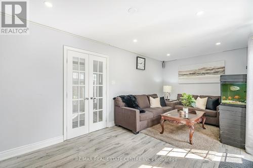 56 Grassington Crescent, Brampton, ON - Indoor Photo Showing Living Room