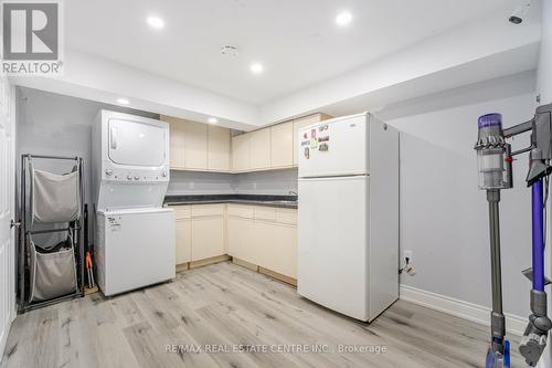 56 Grassington Crescent, Brampton, ON - Indoor Photo Showing Laundry Room